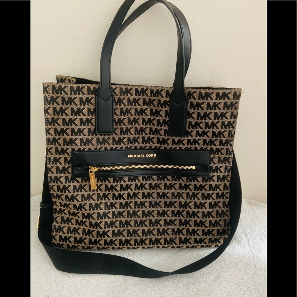Michael Kors Tote